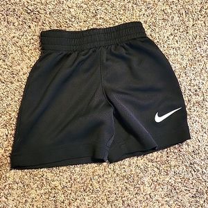 2t nike shorts